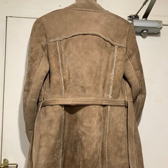 VINTAGE MONTREAL LEATHER GARMENT BELTED SHEARLING SHEEPSKIN COAT SIZE 14 - Picture 10 of 11